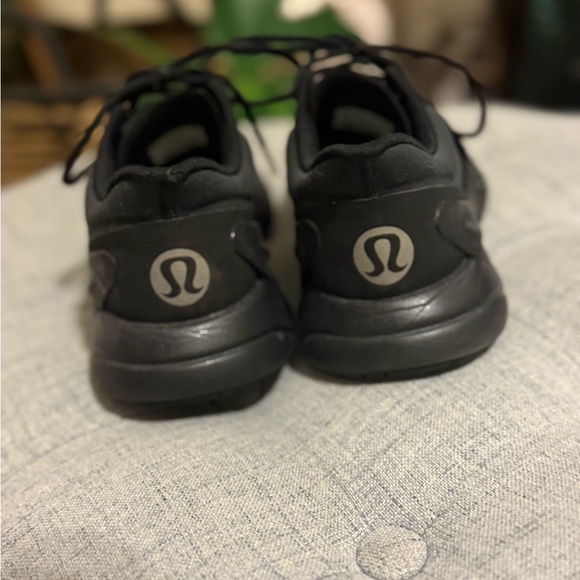 Lululemon Blissfeel Womens Running Shoe Black 8.5✨Retail $148 Same day Shipping - Picture 3 of 7